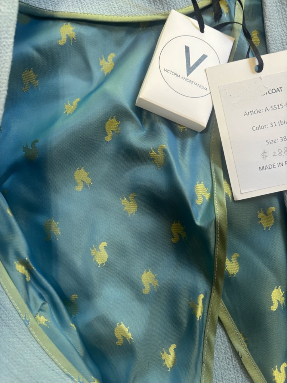 Sleeveless Light Blue Longline Vest - Picture 5 of 6